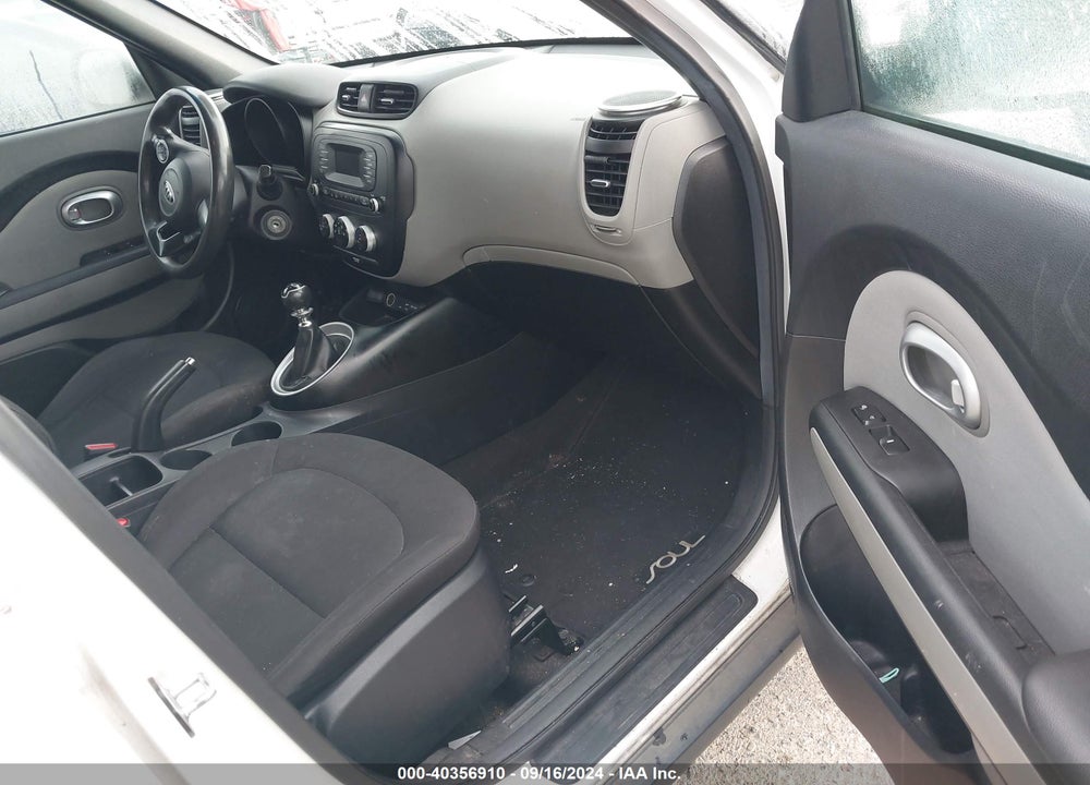 2015 KIA SOUL VIN: KNDJN2A21F7166495