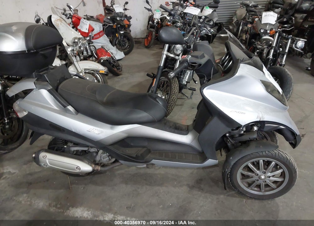 2007 PIAGGIO MP3 VIN: ZAPM479M175002548