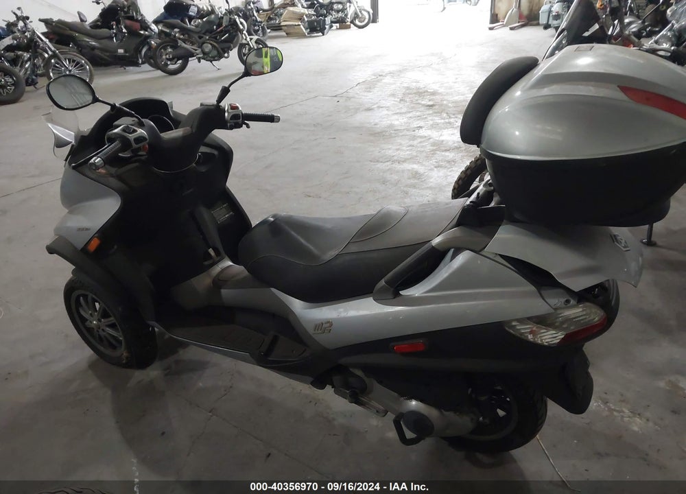 2007 PIAGGIO MP3 VIN: ZAPM479M175002548