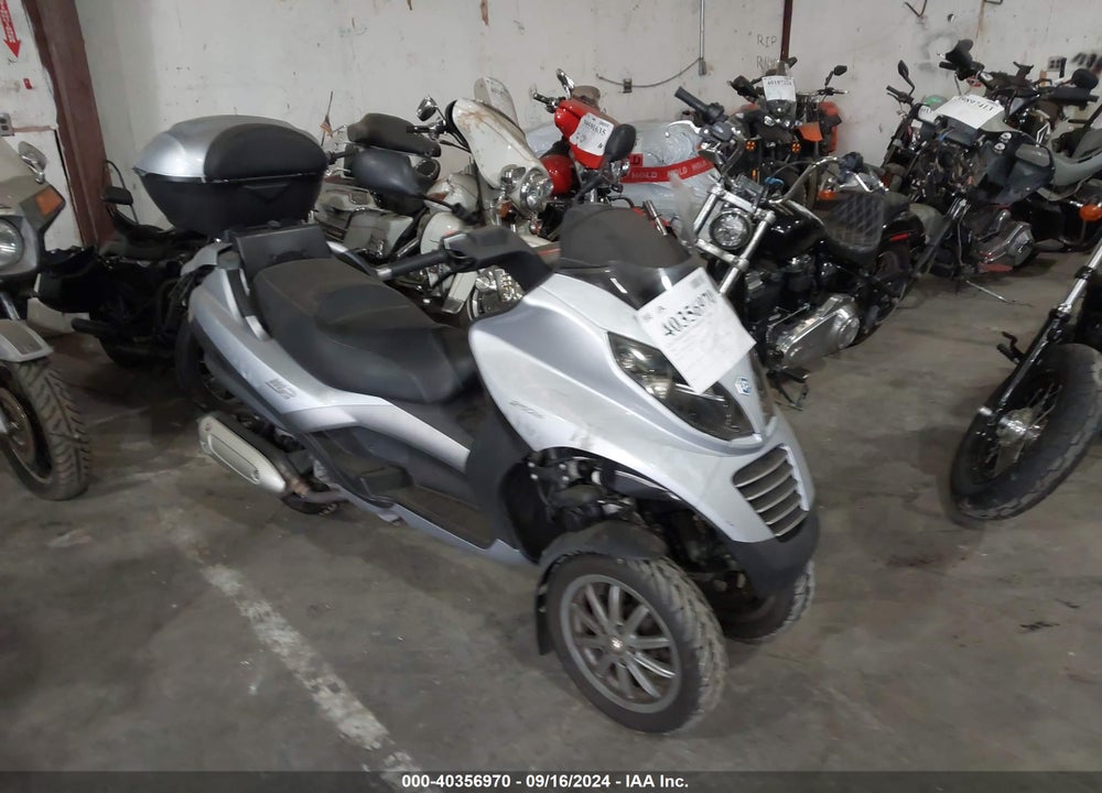 2007 PIAGGIO MP3 VIN: ZAPM479M175002548