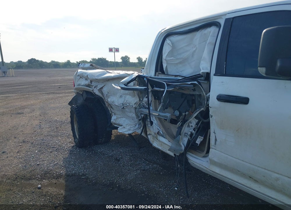 2014 RAM 3500 SLT VIN: 3C63RRHL9EG209849