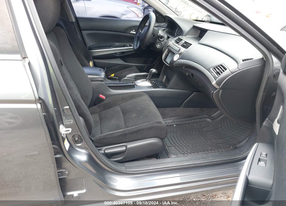 2010 HONDA ACCORD 3.5 EX VIN: 1HGCP3F70AA013858