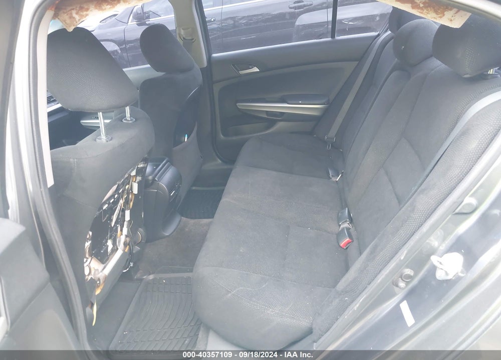 2010 HONDA ACCORD 3.5 EX VIN: 1HGCP3F70AA013858