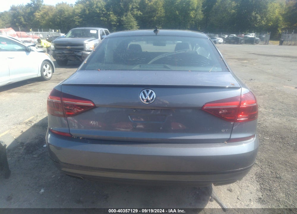 2018 VOLKSWAGEN PASSAT 3.6L V6 GT VIN: 1VWJM7A33JC028396
