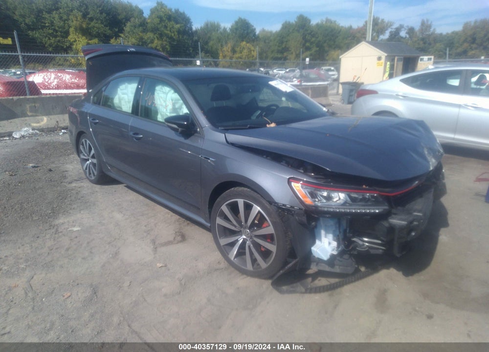 2018 VOLKSWAGEN PASSAT 3.6L V6 GT VIN: 1VWJM7A33JC028396