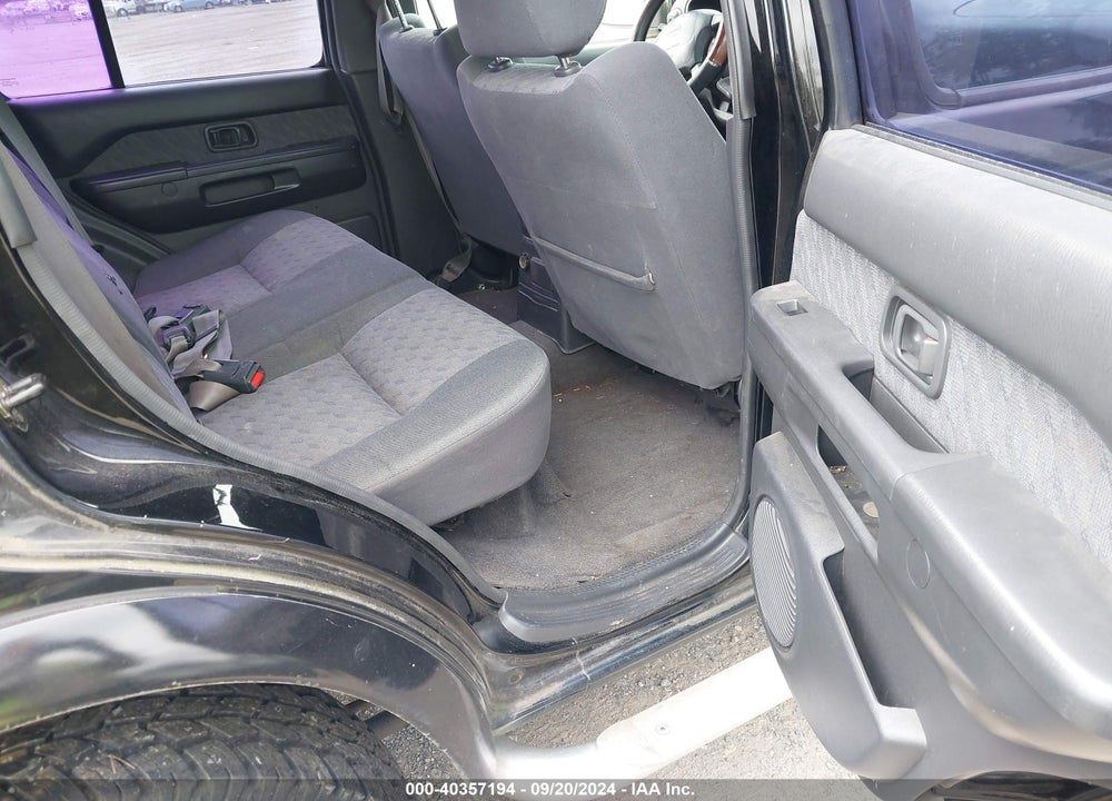 1998 NISSAN PATHFINDER LE/SE/XE VIN: JN8AR05Y3WW282850