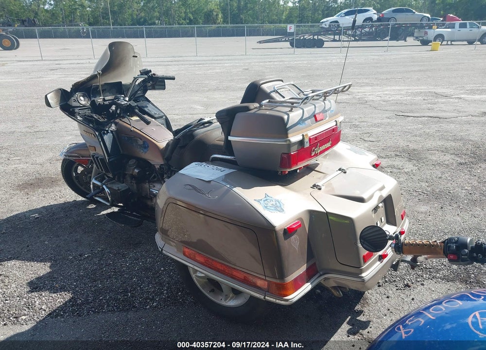 1984 HONDA GL1200 A VIN: 1HFSC1427EA030881