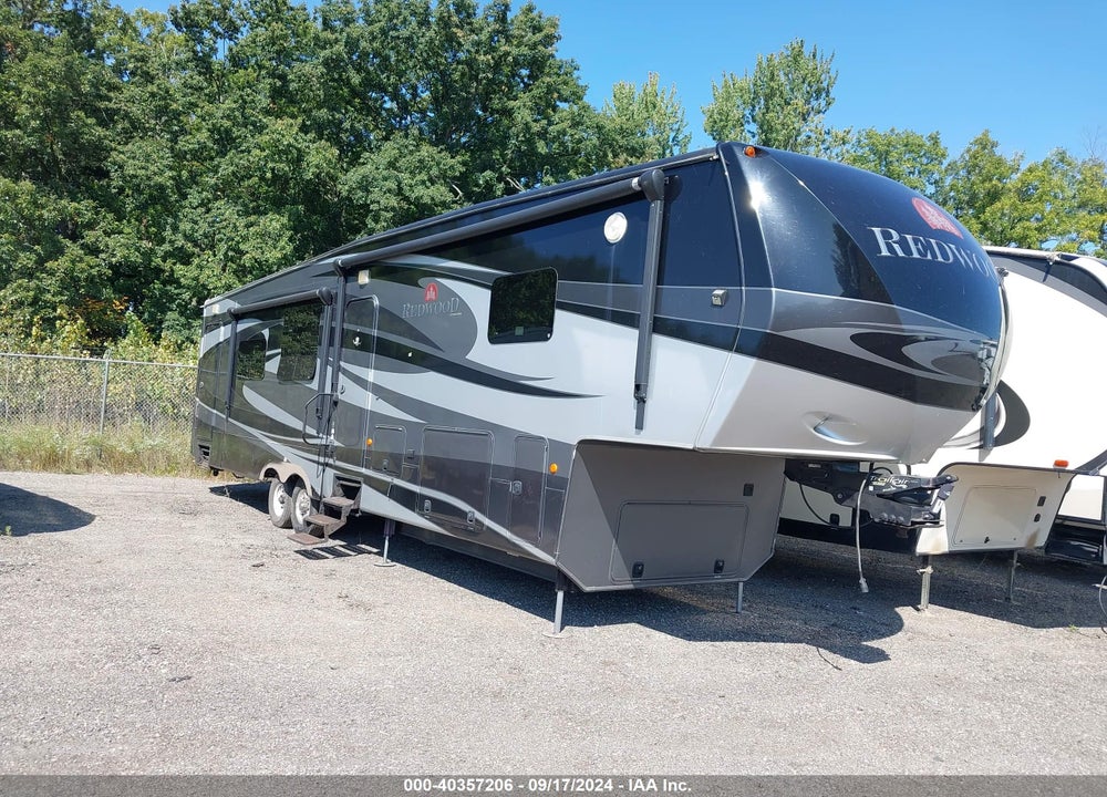 2013 REDWOOD OTHER VIN: 4V0FC3823DR002969