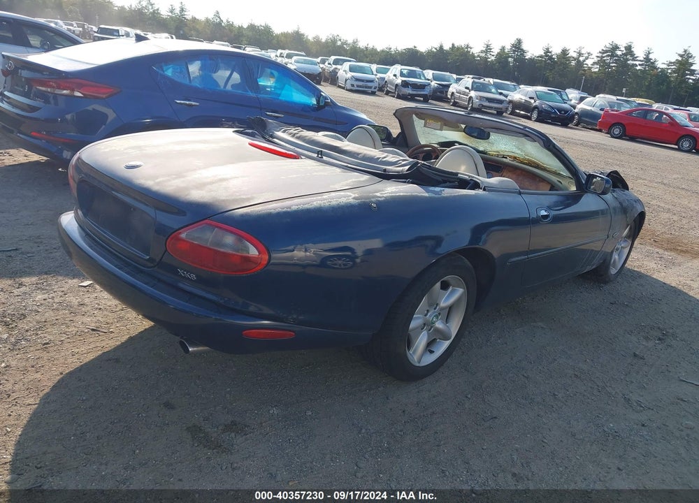 1998 JAGUAR XK8 VIN: SAJGX2248WC030717