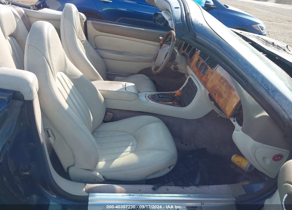 1998 JAGUAR XK8 VIN: SAJGX2248WC030717