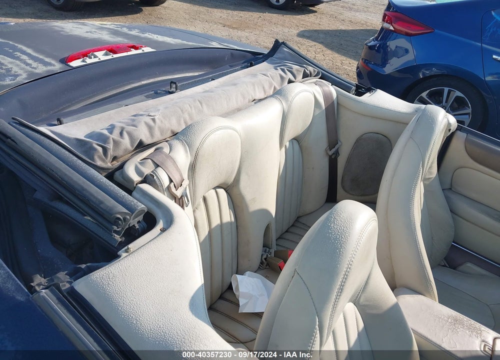 1998 JAGUAR XK8 VIN: SAJGX2248WC030717
