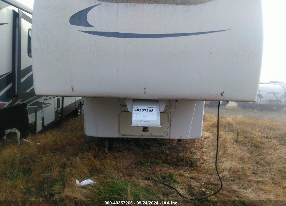 2005 NU-WA HITCHHIKER 5TH WHEEL TRAVEL TRAILER VIN: 1NW32DR005D075358