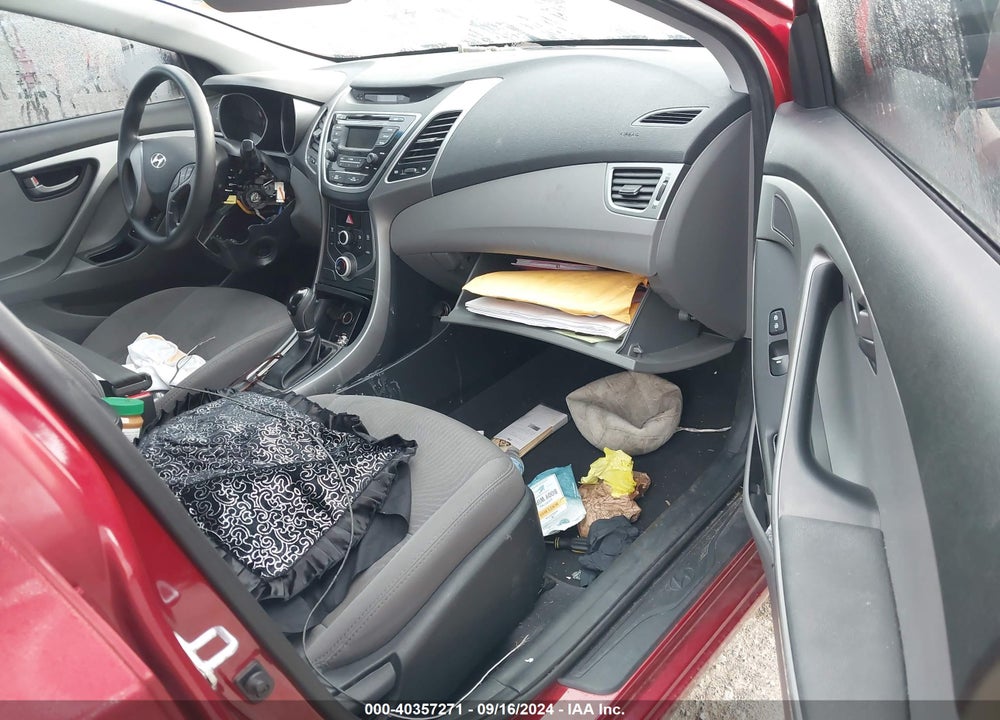 2016 HYUNDAI ELANTRA SE VIN: 5NPDH4AE1GH706709