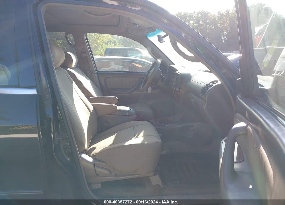 2004 TOYOTA TUNDRA LIMITED V8 VIN: 5TBET38164S458892