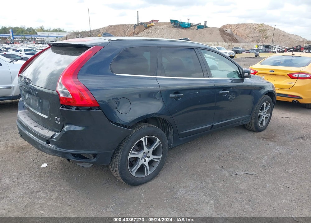2012 VOLVO XC60 T6 PREMIER PLUS VIN: YV4902DZ3C2250608