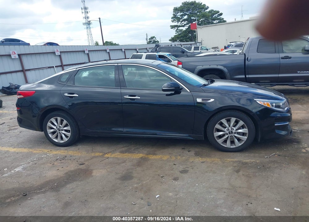 2016 KIA OPTIMA EX VIN: 5XXGU4L31GG110452