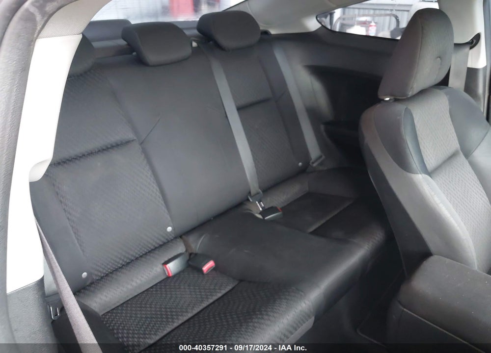 2014 HONDA CIVIC LX VIN: 2HGFG3B52EH501704