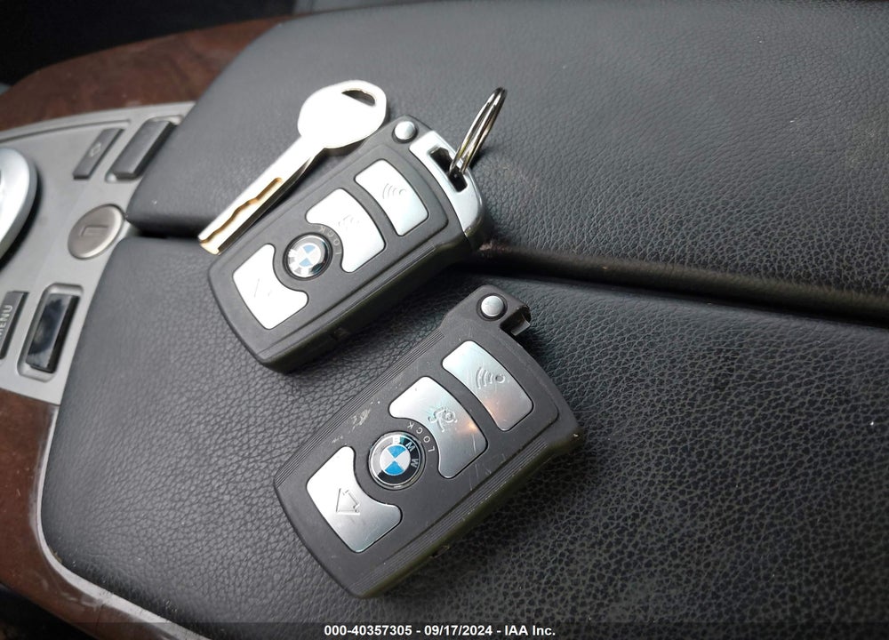 2008 BMW 750LI VIN: WBAHN83528DT85444