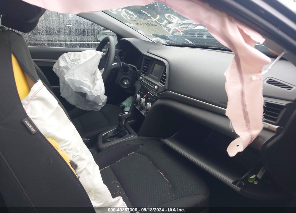 2019 HYUNDAI ELANTRA SE VIN: KMHD74LF7KU814867