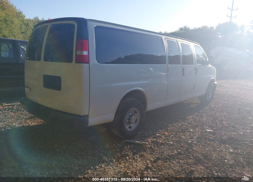 2015 CHEVROLET EXPRESS 3500 LS VIN: 1GAZGZFG2F1279152