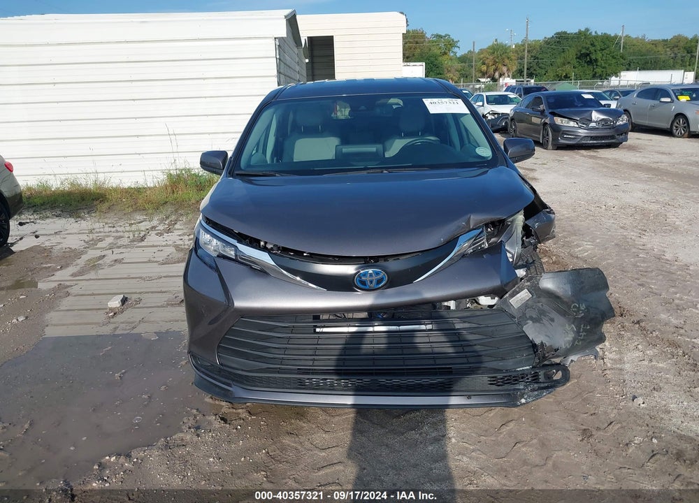 2023 TOYOTA SIENNA LE VIN: 5TDKRKEC0PS157726
