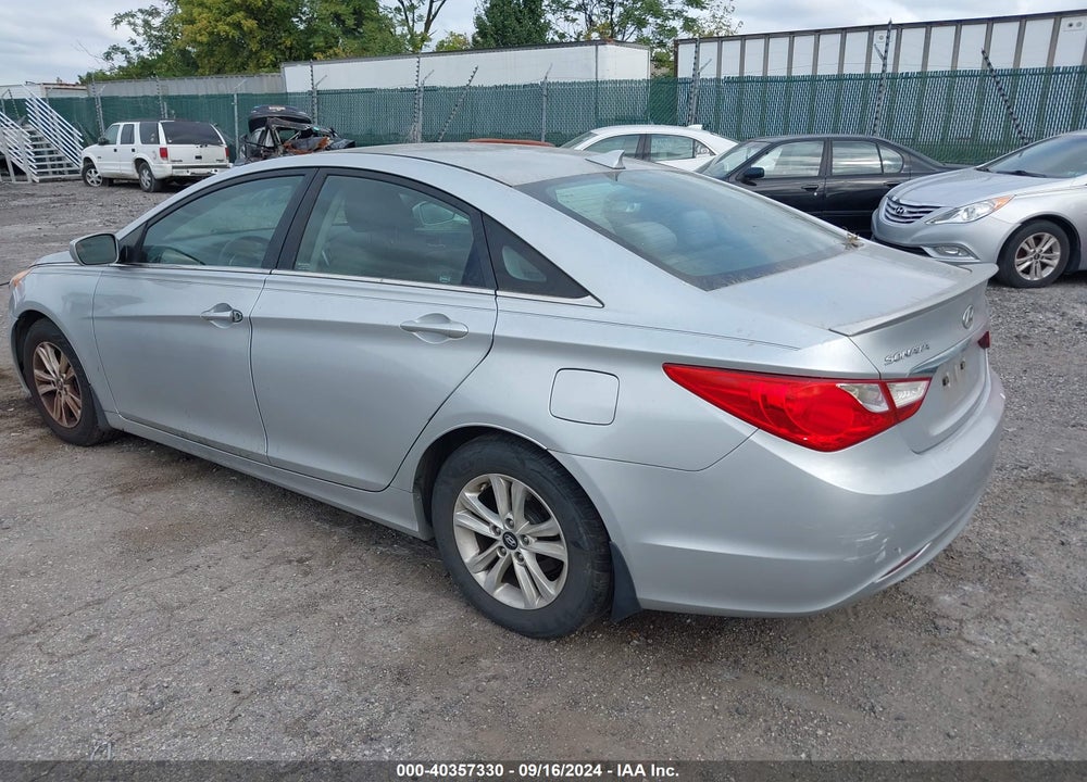 2013 HYUNDAI SONATA GLS VIN: 5NPEB4AC0DH593433