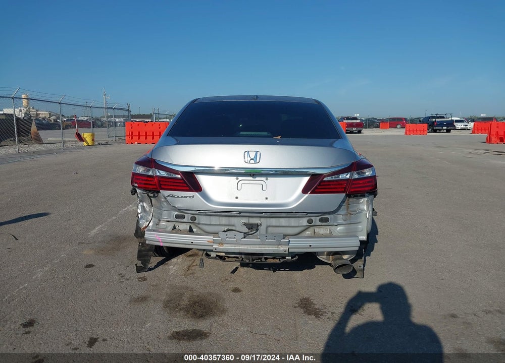 2017 HONDA ACCORD VIN: 1HGCR2F73HA045895