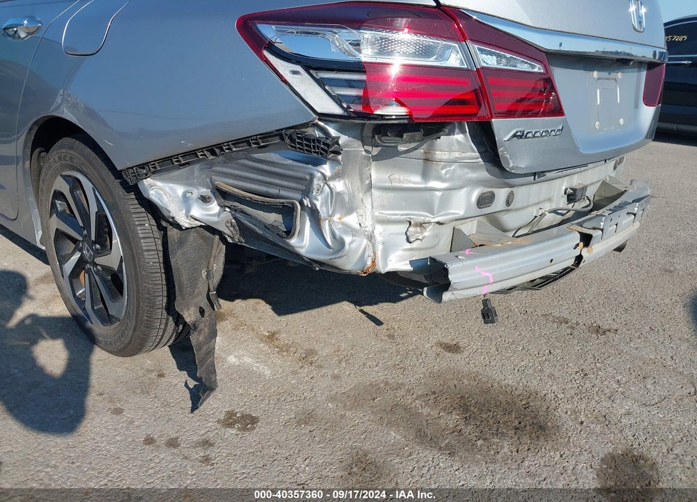 2017 HONDA ACCORD VIN: 1HGCR2F73HA045895