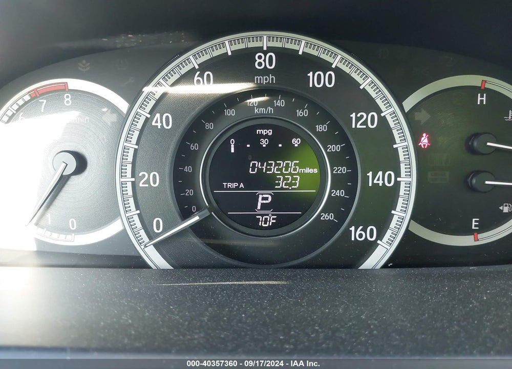 2017 HONDA ACCORD VIN: 1HGCR2F73HA045895