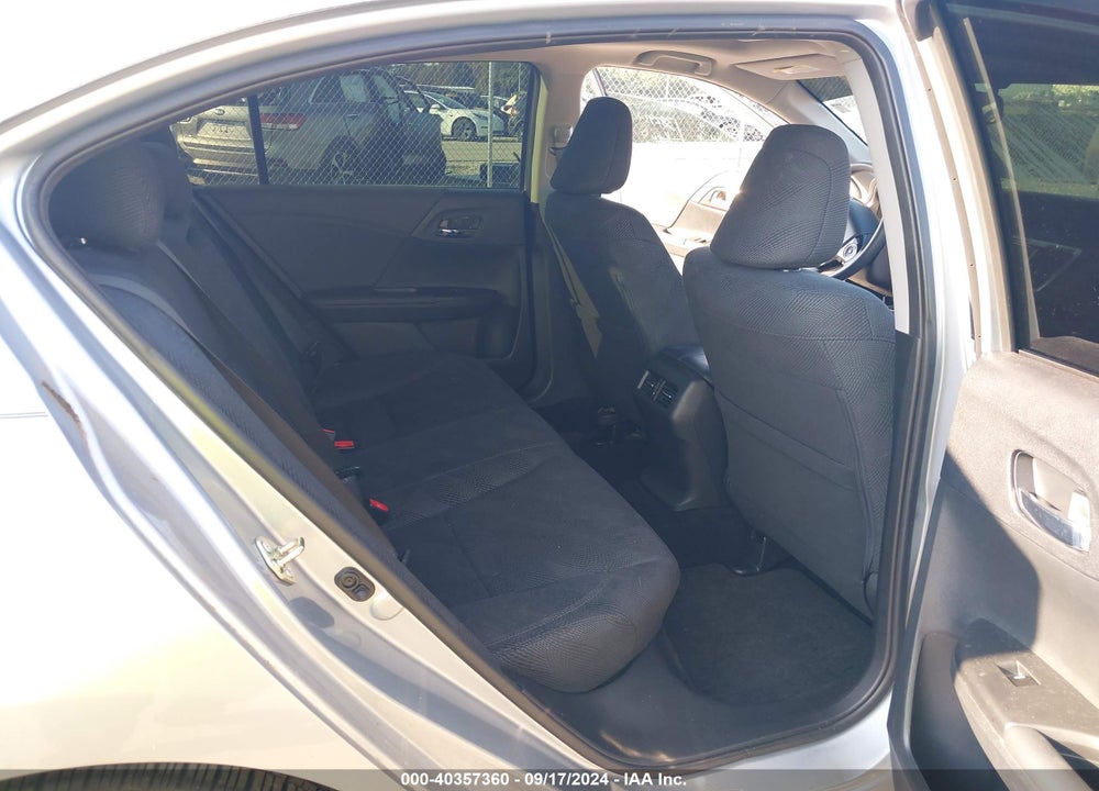 2017 HONDA ACCORD VIN: 1HGCR2F73HA045895