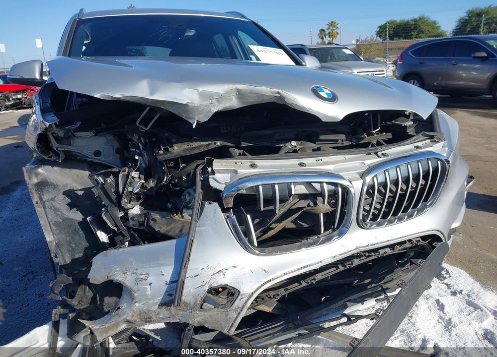 2017 BMW X1 XDRIVE28I VIN: WBXHT3C38H5F72231