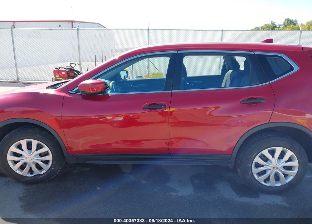 2017 NISSAN ROGUE VIN: JN8AT2MV3HW266865