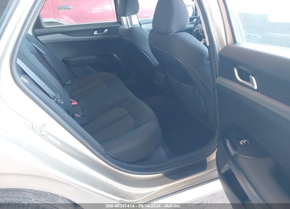 2021 KIA K5 LXS VIN: 5XXG14J26MG034368