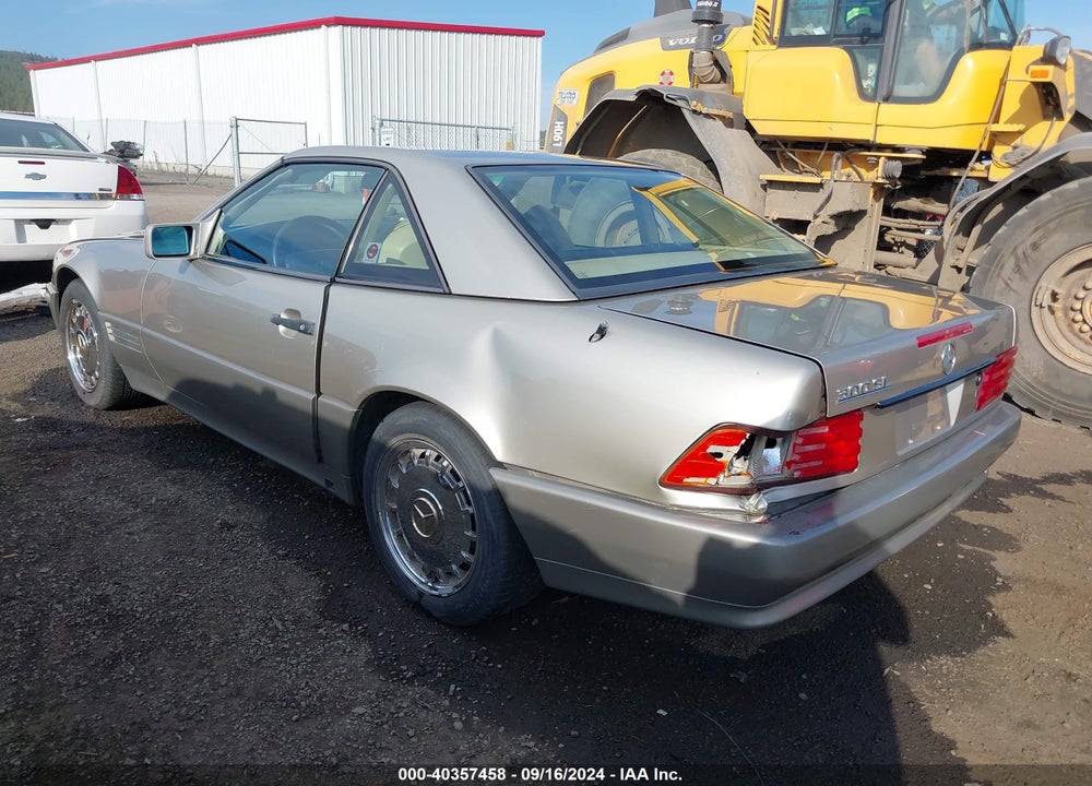 1991 MERCEDES-BENZ 300 SL VIN: WDBFA61E6MF015639