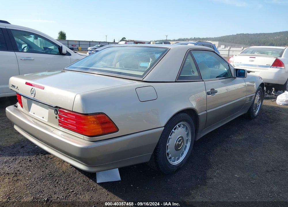1991 MERCEDES-BENZ 300 SL VIN: WDBFA61E6MF015639