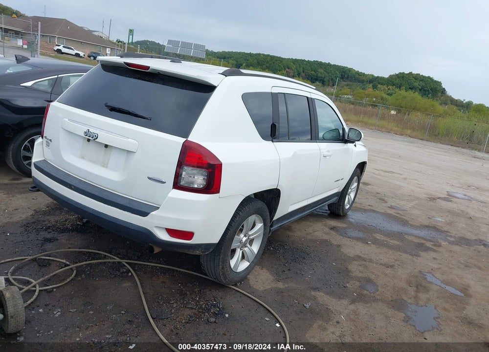 2015 JEEP COMPASS LATITUDE VIN: 1C4NJDEB0FD197368