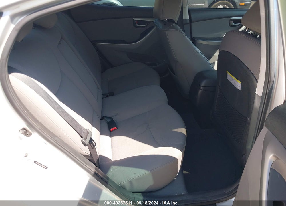2015 HYUNDAI ELANTRA SE VIN: 5NPDH4AE3FH608294