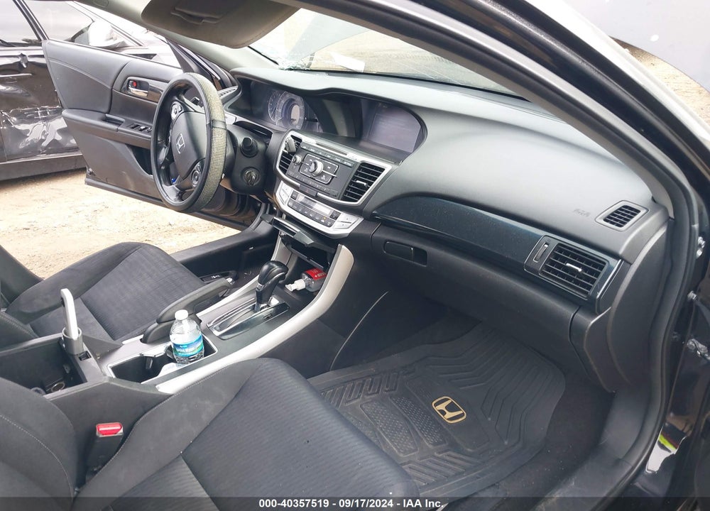 2013 HONDA ACCORD SPORT VIN: 1HGCR2F53DA106588