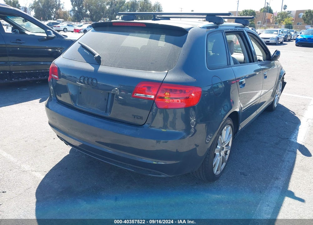 2011 AUDI A3 2.0 TDI PREMIUM VIN: WAUKJAFM6BA120529