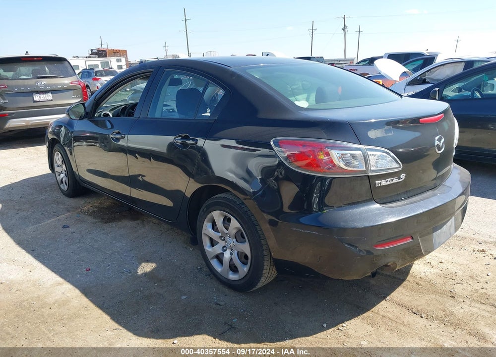 2013 MAZDA 3 I SPORT VIN: JM1BL1U72D1801610