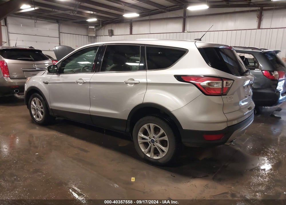 2017 FORD ESCAPE SE VIN: 1FMCU9GD2HUC49544