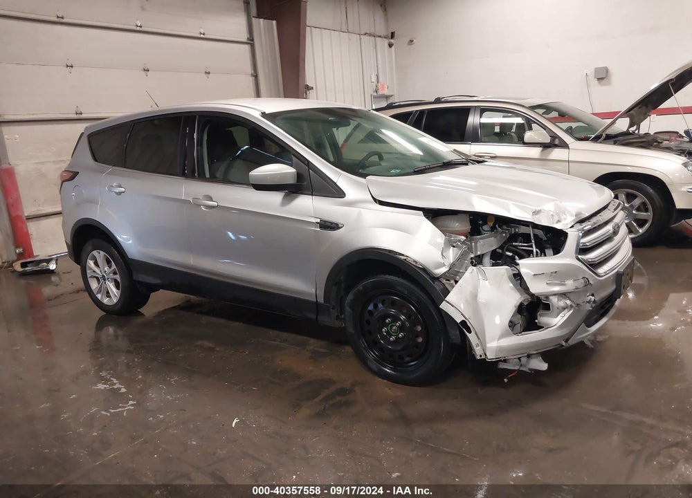 2017 FORD ESCAPE SE VIN: 1FMCU9GD2HUC49544
