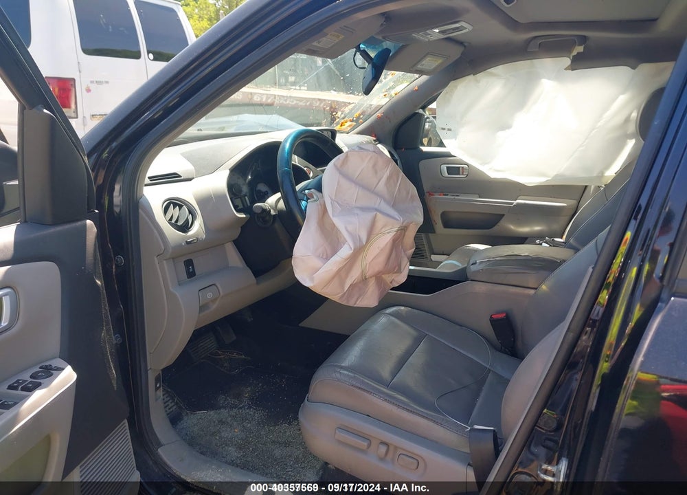 2012 HONDA PILOT VIN: 5FNYF4H59CB010444