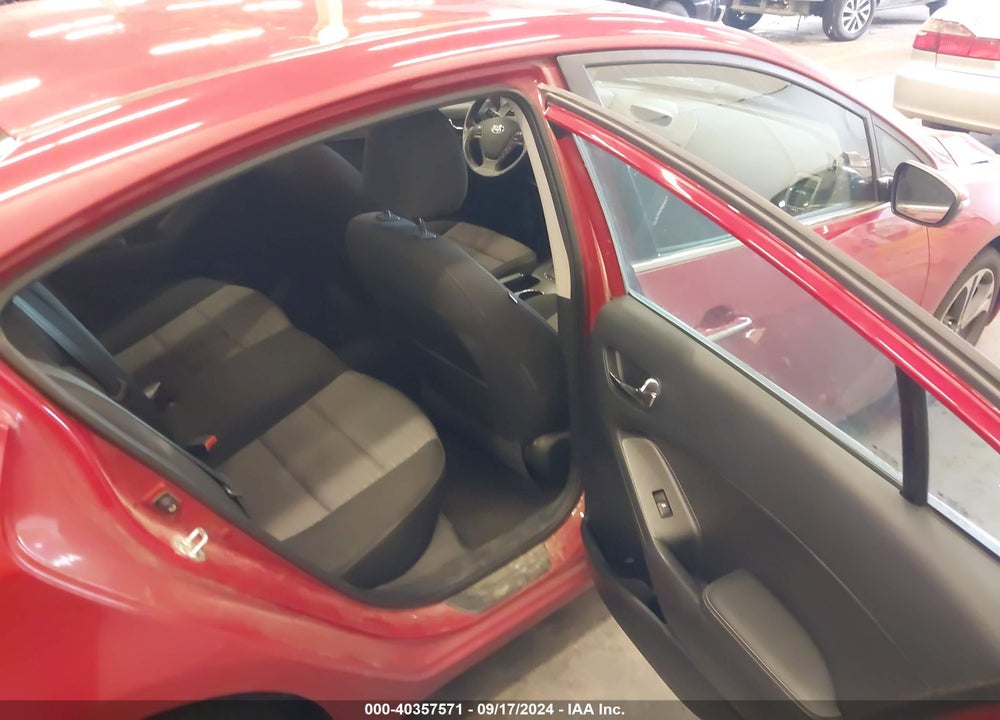 2015 KIA FORTE EX VIN: KNAFX4A80F5339450