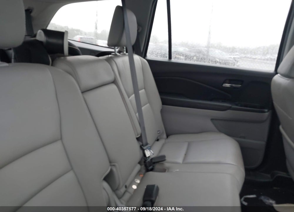 2017 HONDA PILOT EX-L VIN: 5FNYF5H54HB023874