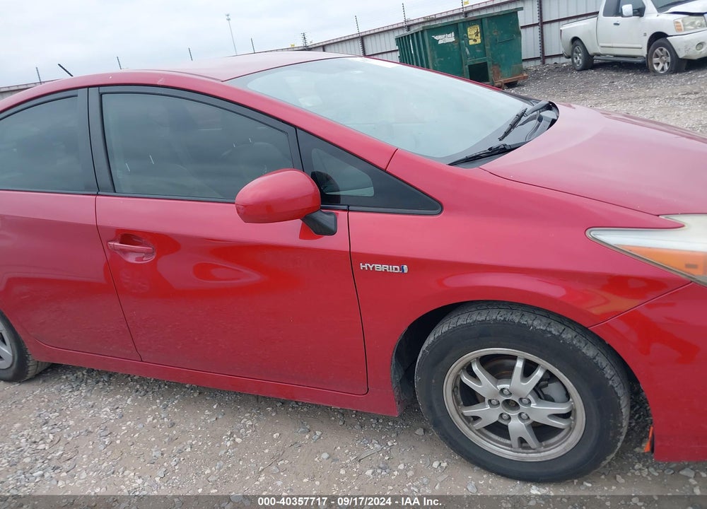 2011 TOYOTA PRIUS TWO VIN: JTDKN3DU4B0314147