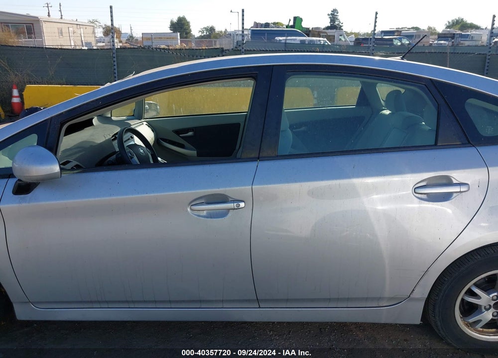 2010 TOYOTA PRIUS II VIN: JTDKN3DU3A0098029