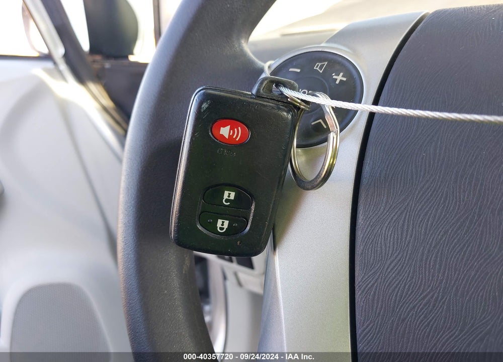 2010 TOYOTA PRIUS II VIN: JTDKN3DU3A0098029