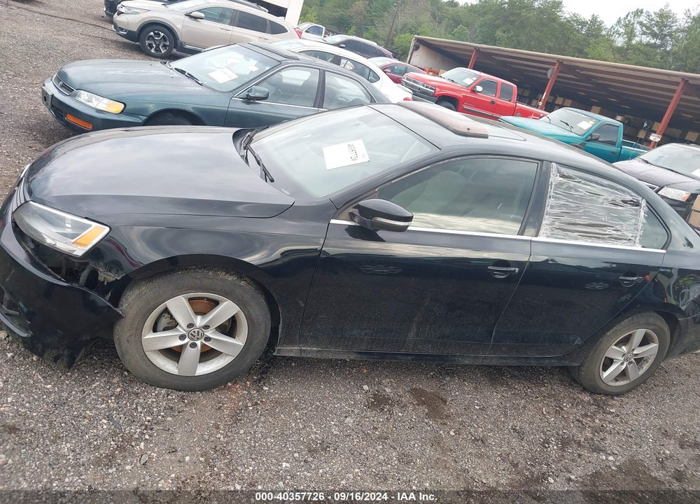 2013 VOLKSWAGEN JETTA 2.0L TDI VIN: 3VWLL7AJ5DM438419