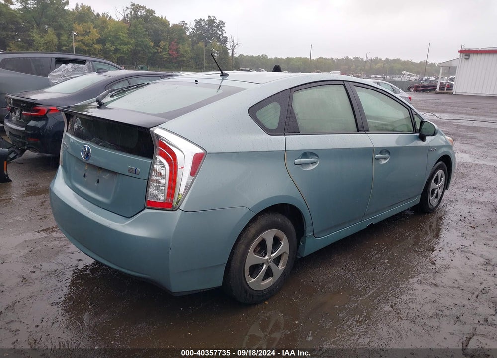 2014 TOYOTA PRIUS TWO VIN: JTDKN3DU2E1752566